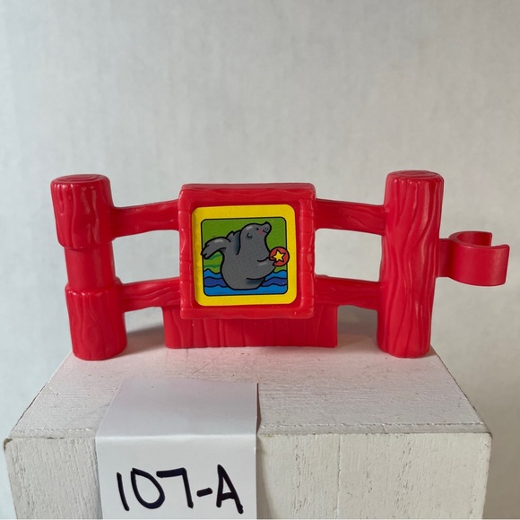 Fisher Price Little People Blue Seal ZOO FENCE Connecting Piece Fences Bluebird - Picture 1 of 8